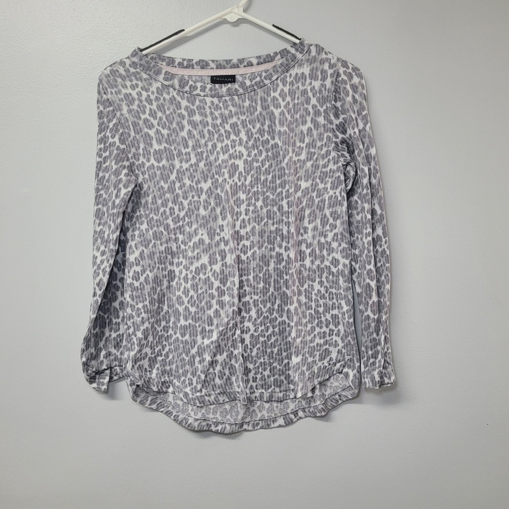 Tahari Womens Gray Leopard Print Ribbed Knit Long‎ Sleeve Crew Neck Top Size M